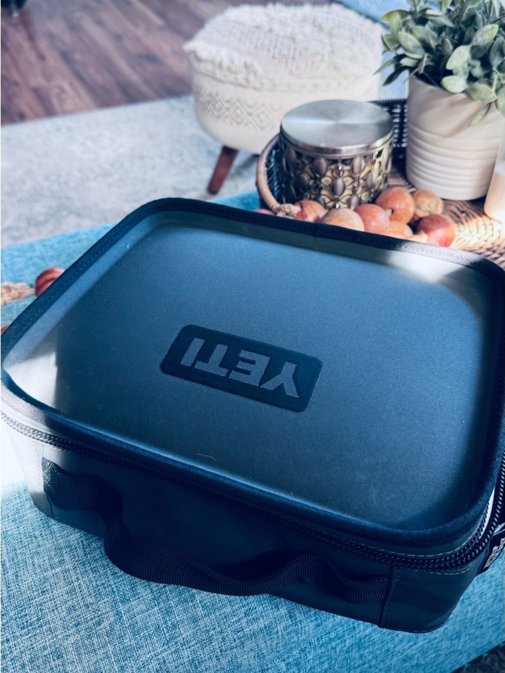 YETI Daytrip Dark Gray Lunch Box Cooler